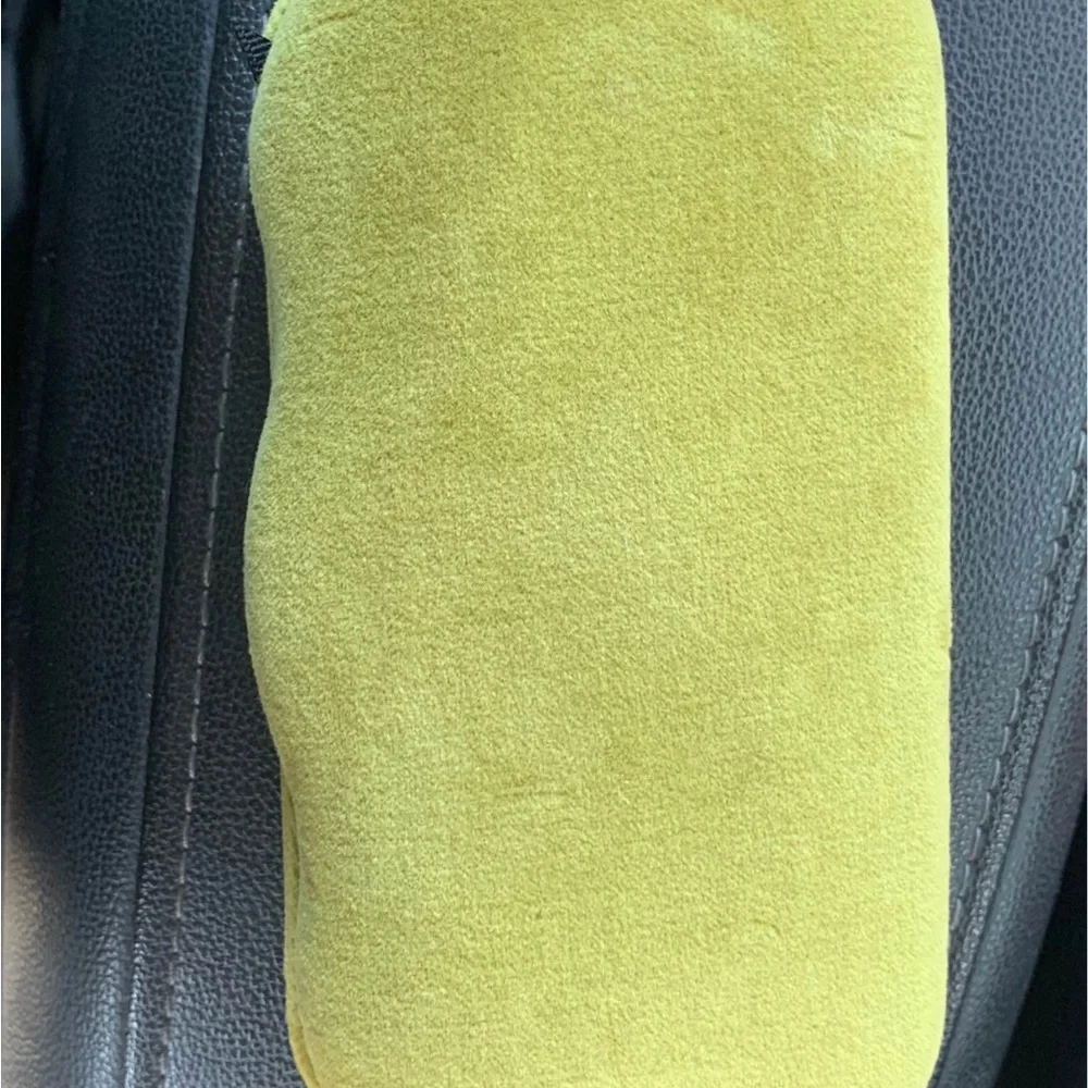 Gucci Dark Brown Oversized Sunglasses - Picture 3 of 4